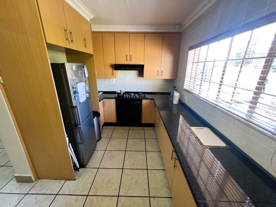 3 Bedroom Property for Sale in Flamwood North West